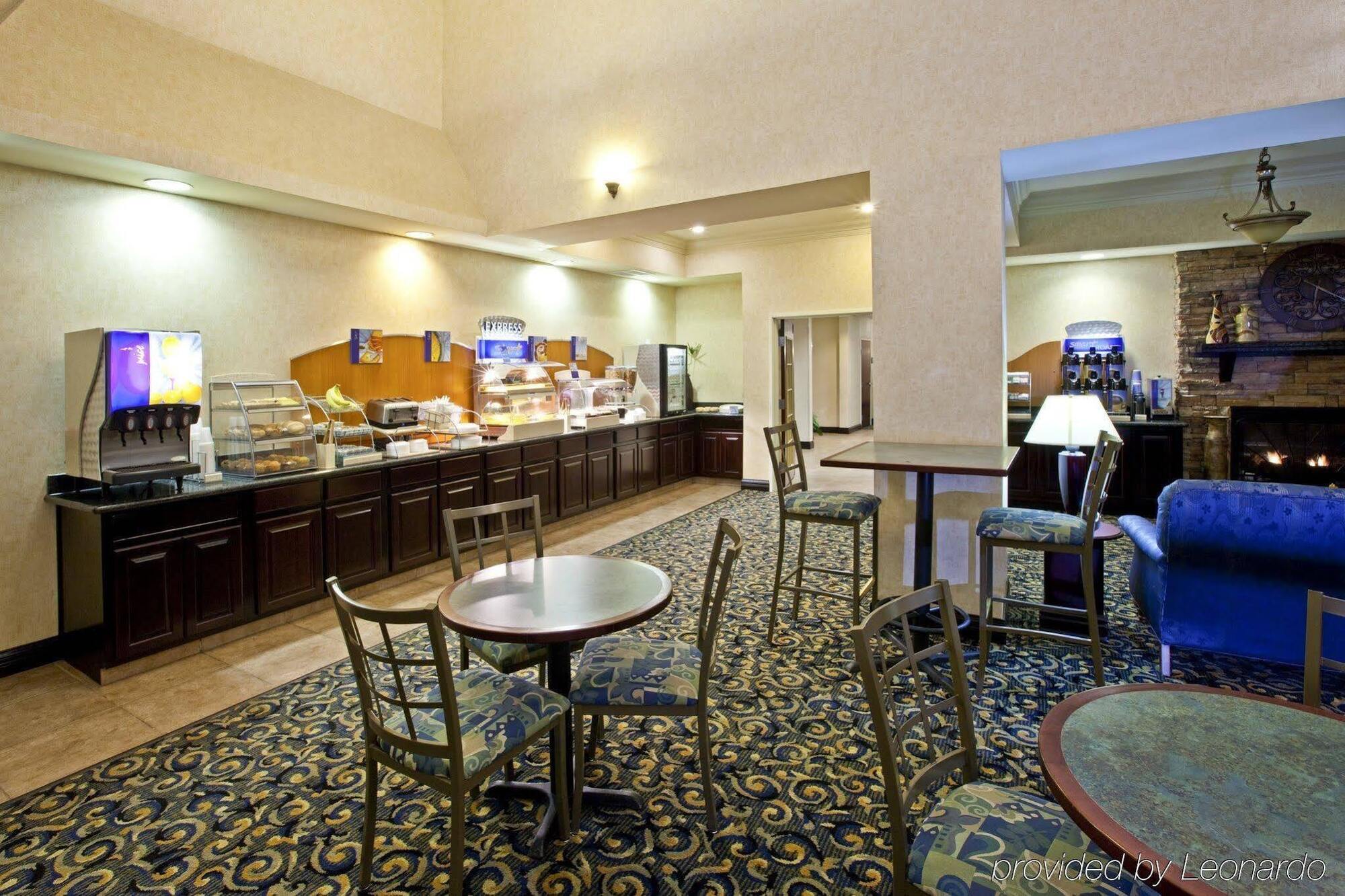 Holiday Inn Express Hotel & Suites Frankfort By Ihg Kültér fotó